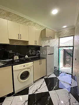 Satılır 3 otaqlı həyət evi