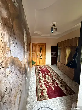 Satılır 6 otaqlı həyət evi