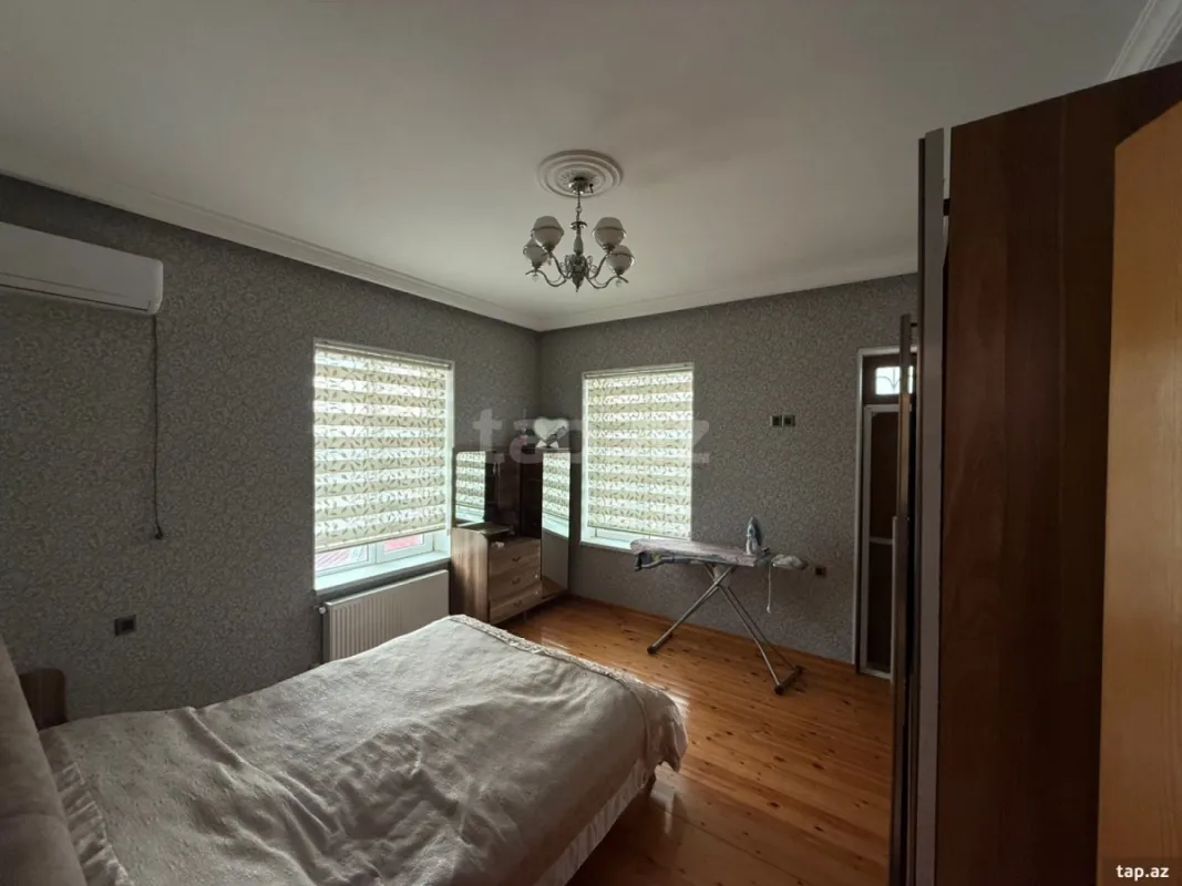 Satılır 6 otaqlı həyət evi