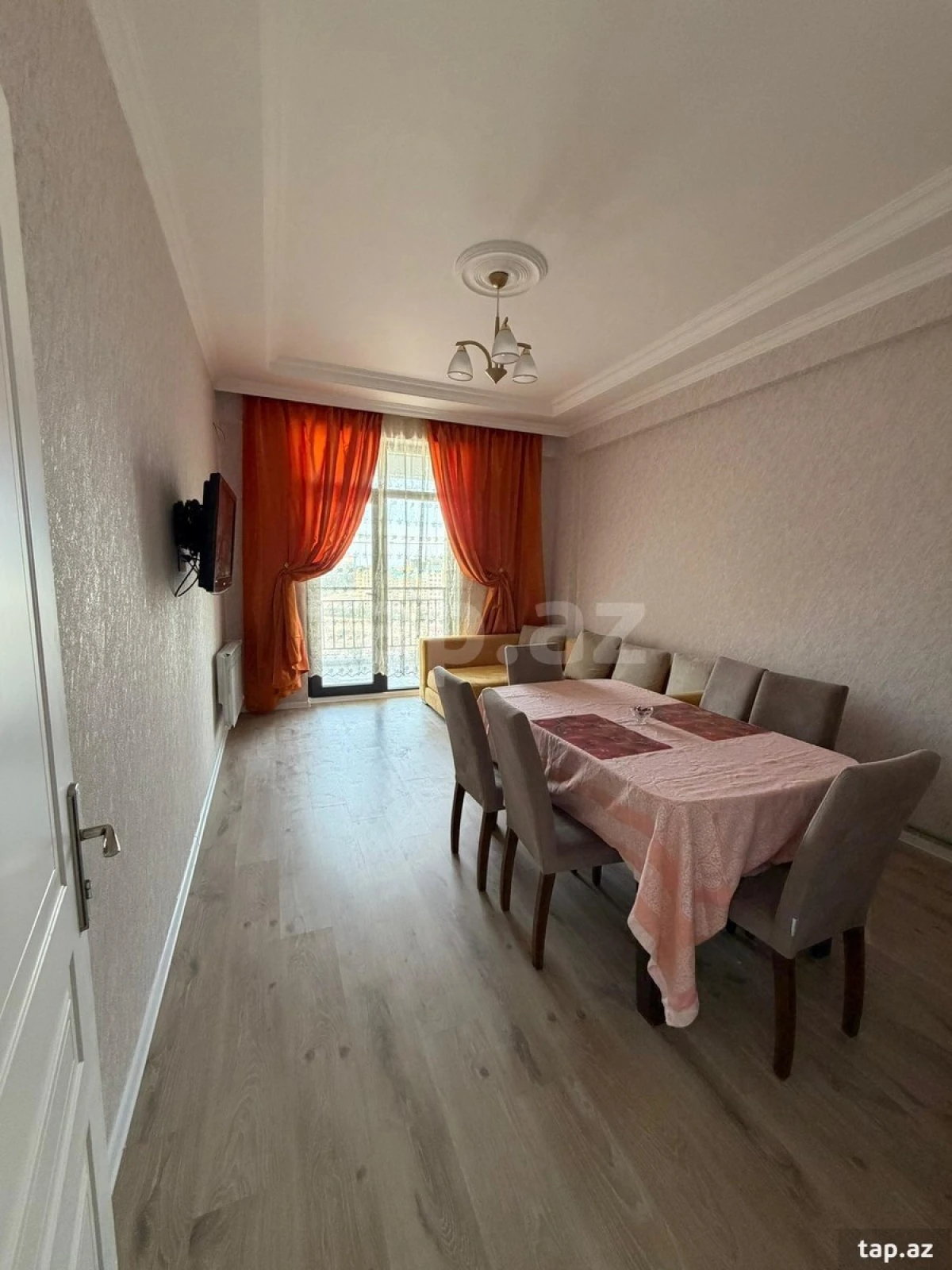 Kirayə verilir 2 otaqlı yeni tikili 76 m²