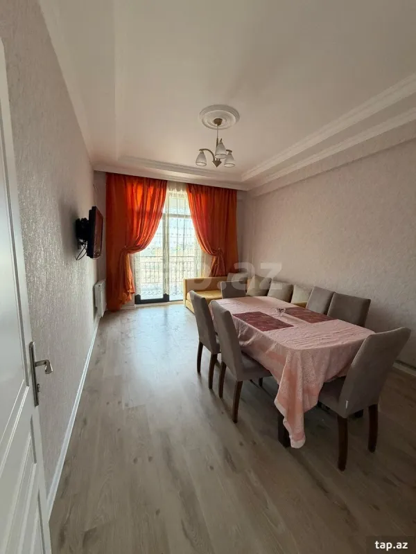 Kirayə verilir 2 otaqlı yeni tikili 76 m²