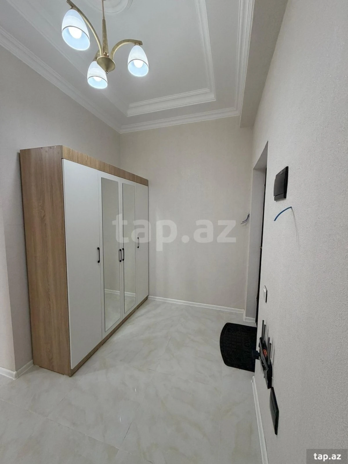 Kirayə verilir 2 otaqlı yeni tikili 76 m²