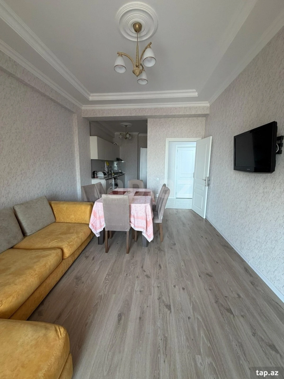 Kirayə verilir 2 otaqlı yeni tikili 76 m²