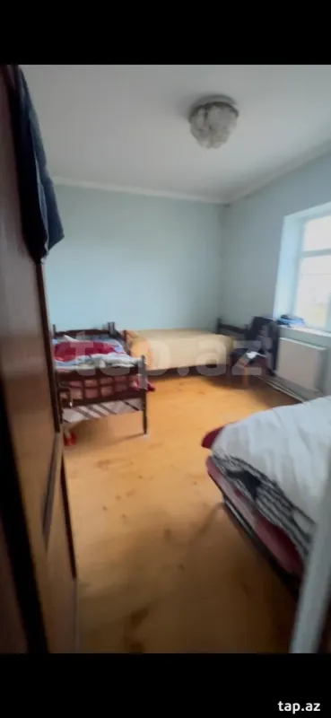 Satılır 4 otaqlı həyət evi