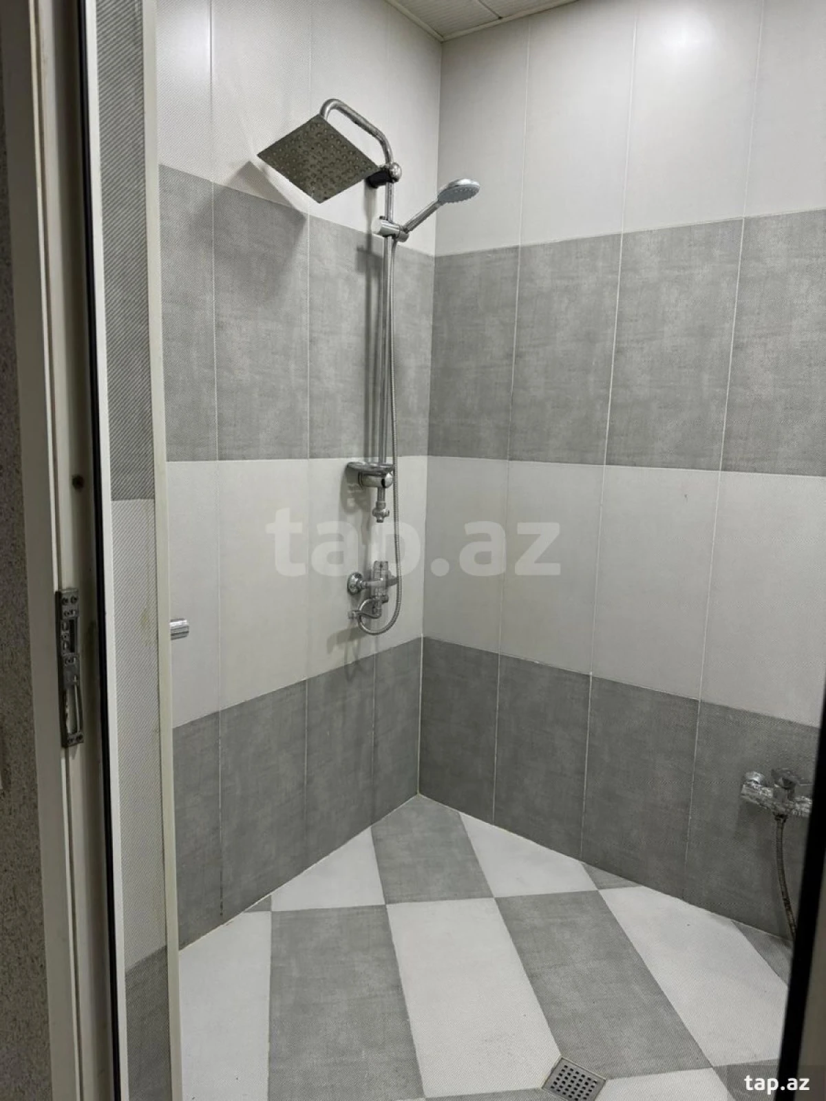 Kirayə verilir 2 otaqlı yeni tikili 50 m²