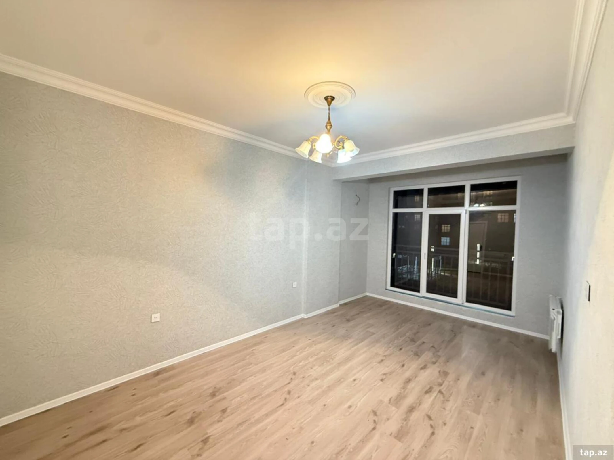 Kirayə verilir 3 otaqlı yeni tikili 65 m²