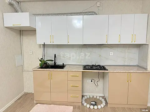 Kirayə verilir 3 otaqlı yeni tikili 65 m²