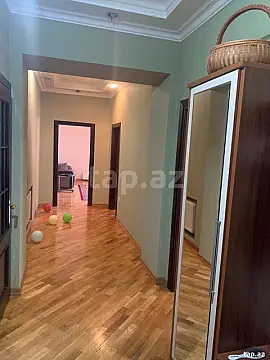 Kirayə verilir 2 otaqlı yeni tikili 90 m²
