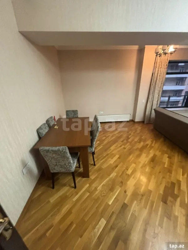 Kirayə verilir 2 otaqlı yeni tikili 90 m²