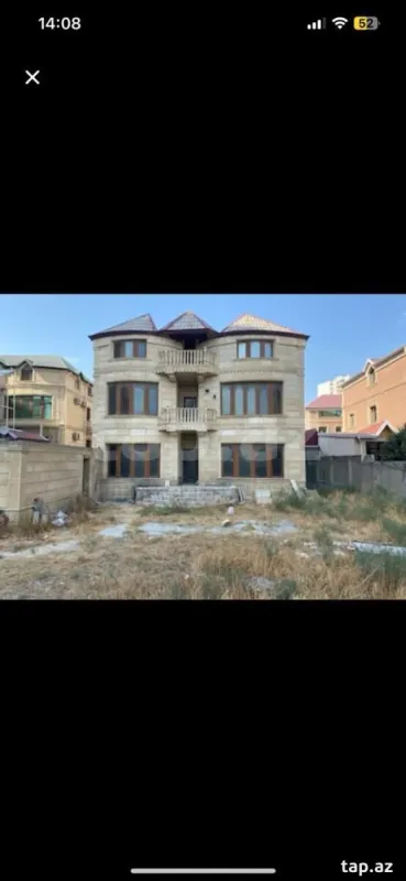 Satılır 6 otaqlı həyət evi