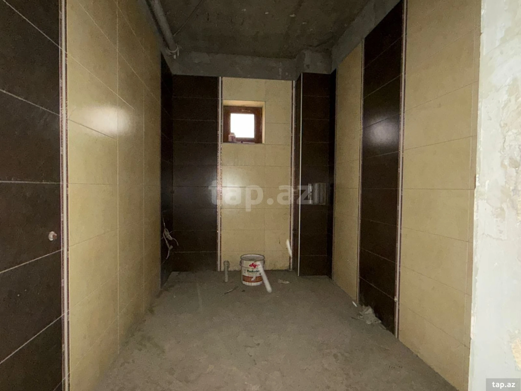 Satılır 6 otaqlı həyət evi