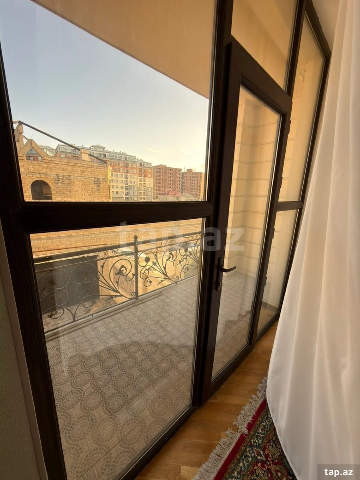 Satılır 4 otaqlı həyət evi