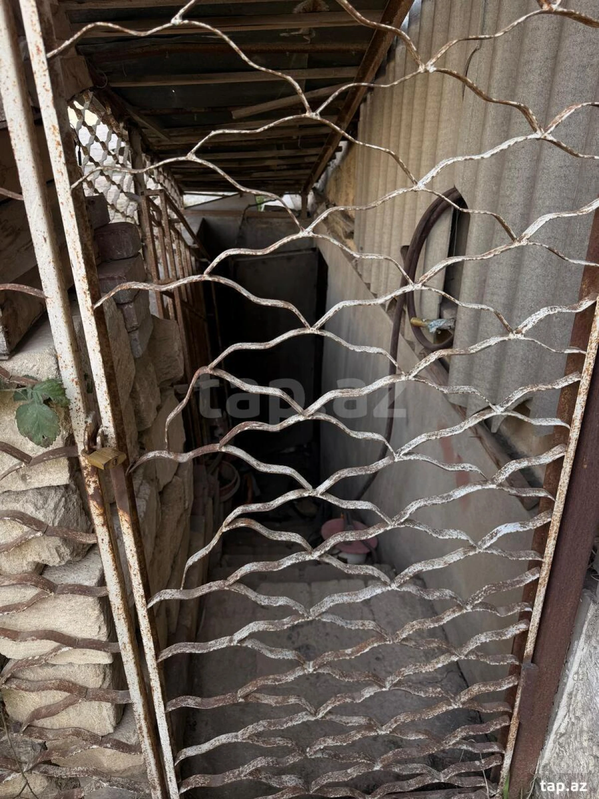 Satılır 2 otaqlı mənzil 36 m²