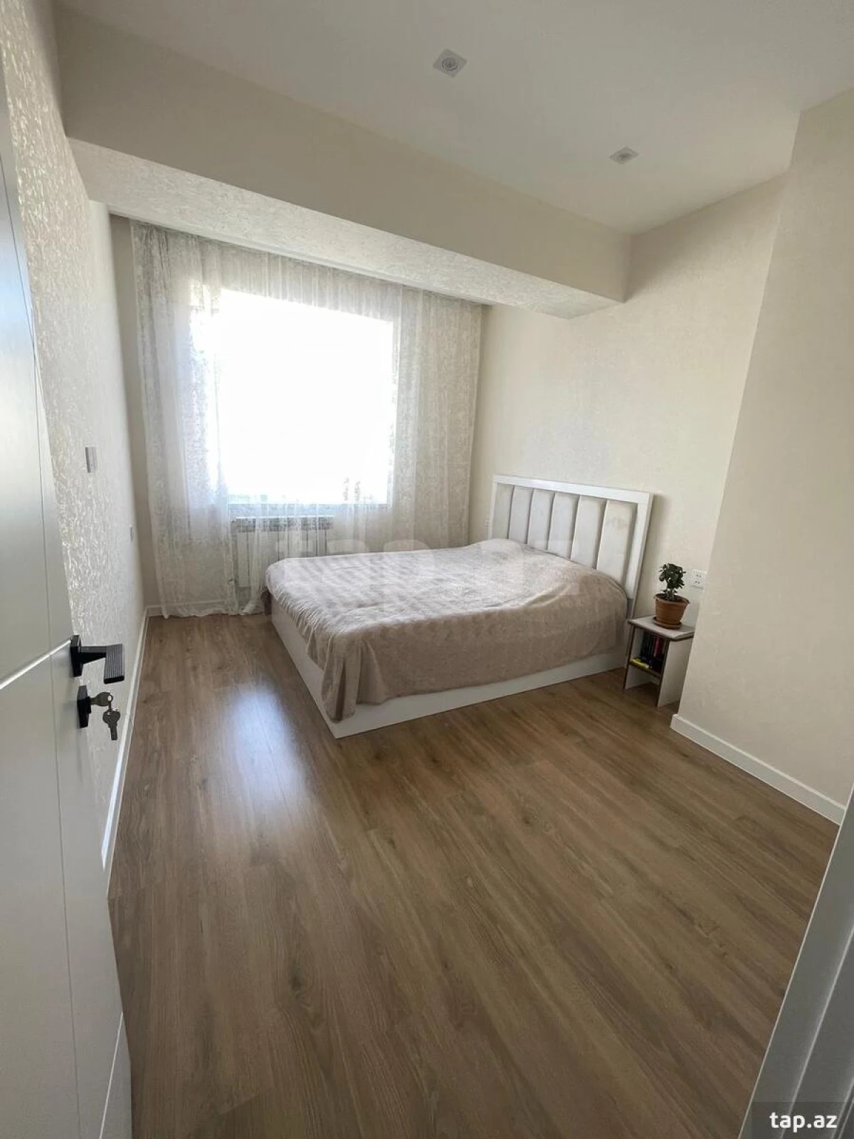 Satılır 2 otaqlı yeni tikili 55 m²