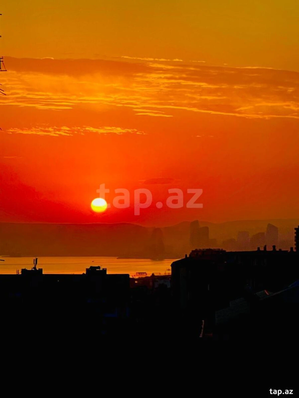 Satılır 2 otaqlı yeni tikili 55 m²