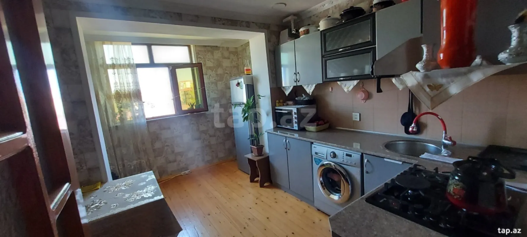 Satılır 2 otaqlı mənzil 73 m²