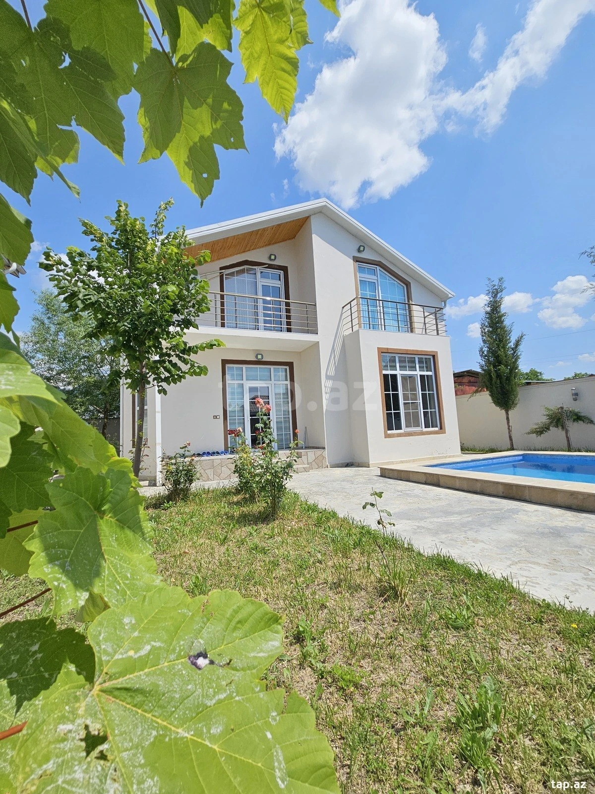 Kirayə verilir 3 otaqlı həyət evi