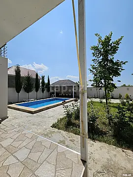 Kirayə verilir 3 otaqlı həyət evi