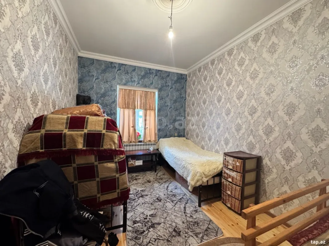 Satılır 5 otaqlı həyət evi