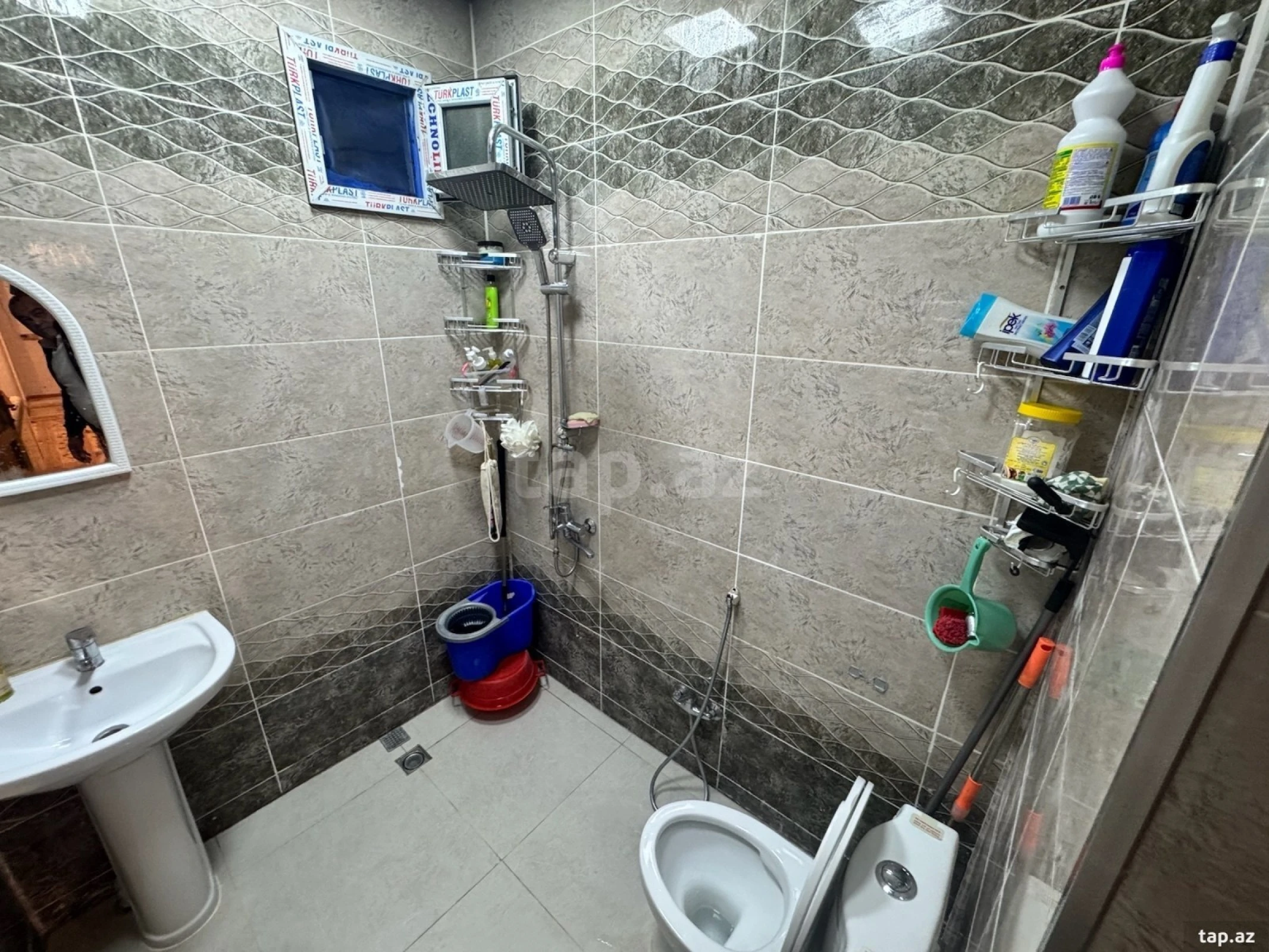 Satılır 5 otaqlı həyət evi