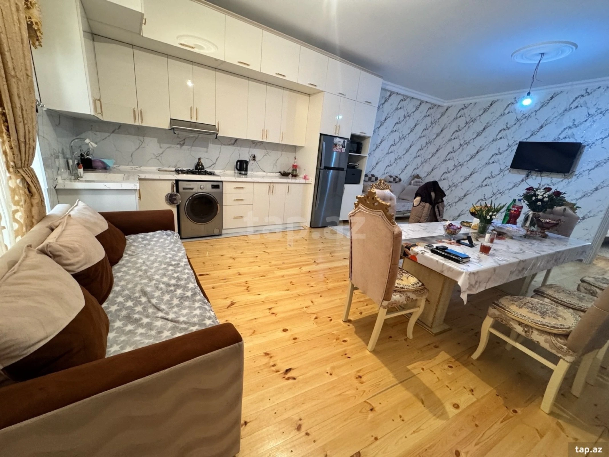 Satılır 5 otaqlı həyət evi