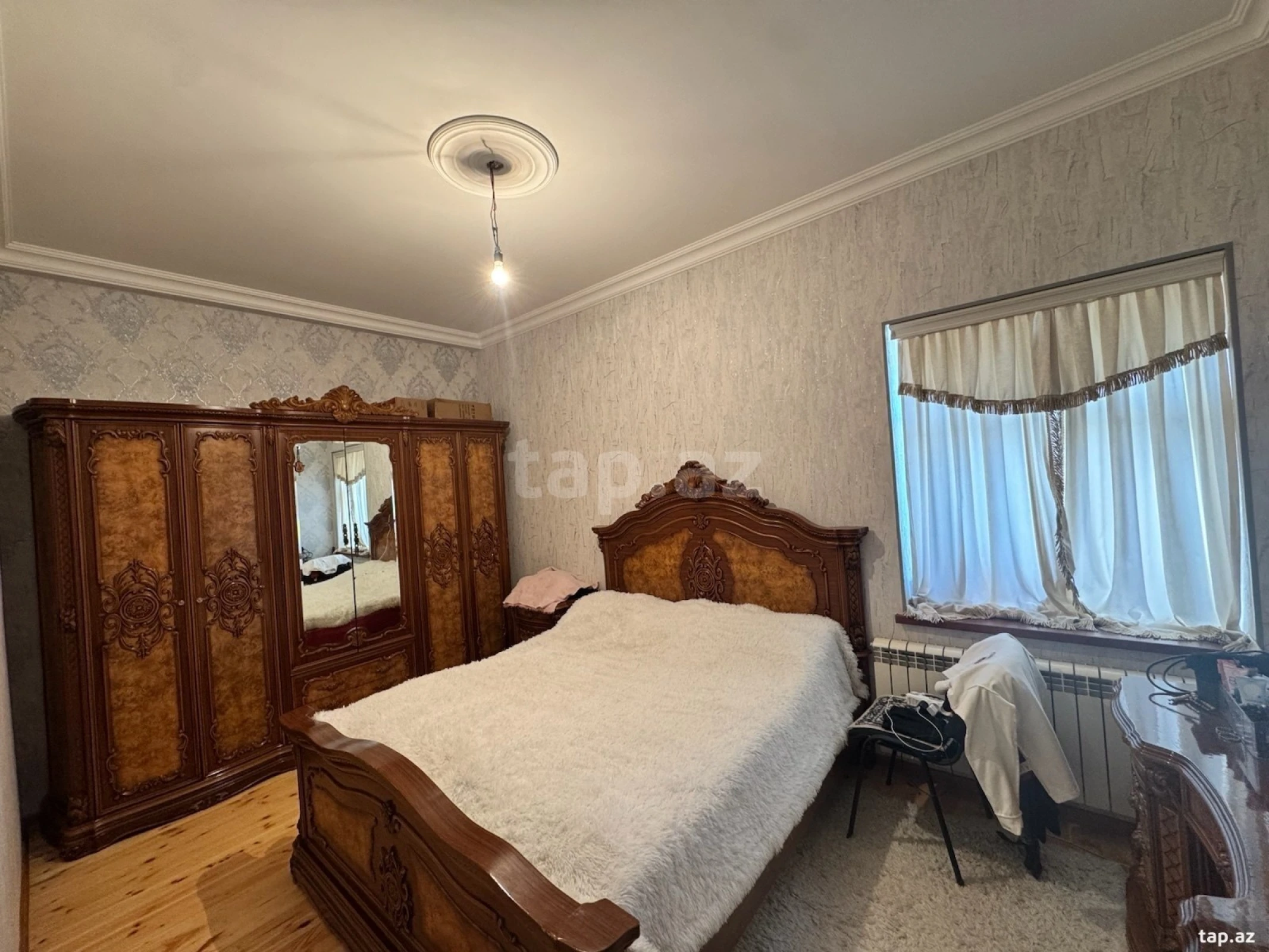 Satılır 5 otaqlı həyət evi