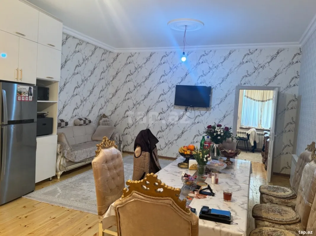 Satılır 5 otaqlı həyət evi