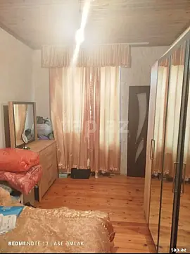 Satılır 4 otaqlı həyət evi