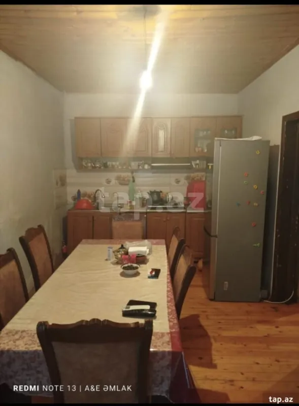 Satılır 4 otaqlı həyət evi