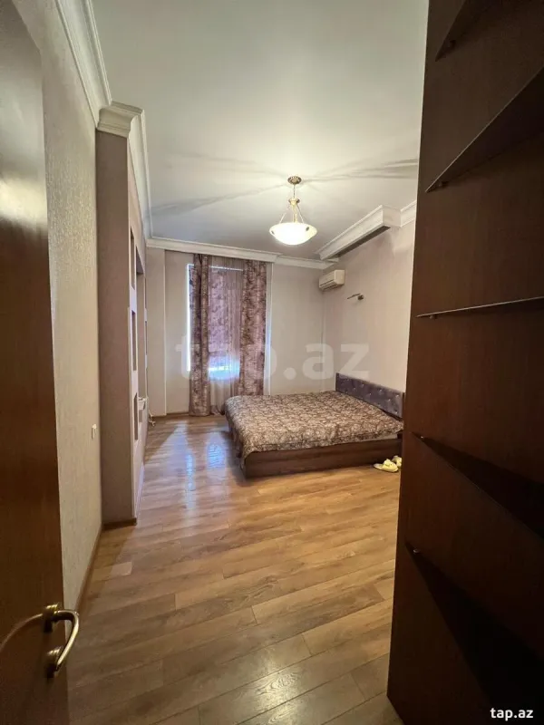 Kirayə verilir 2 otaqlı mənzil 65 m²