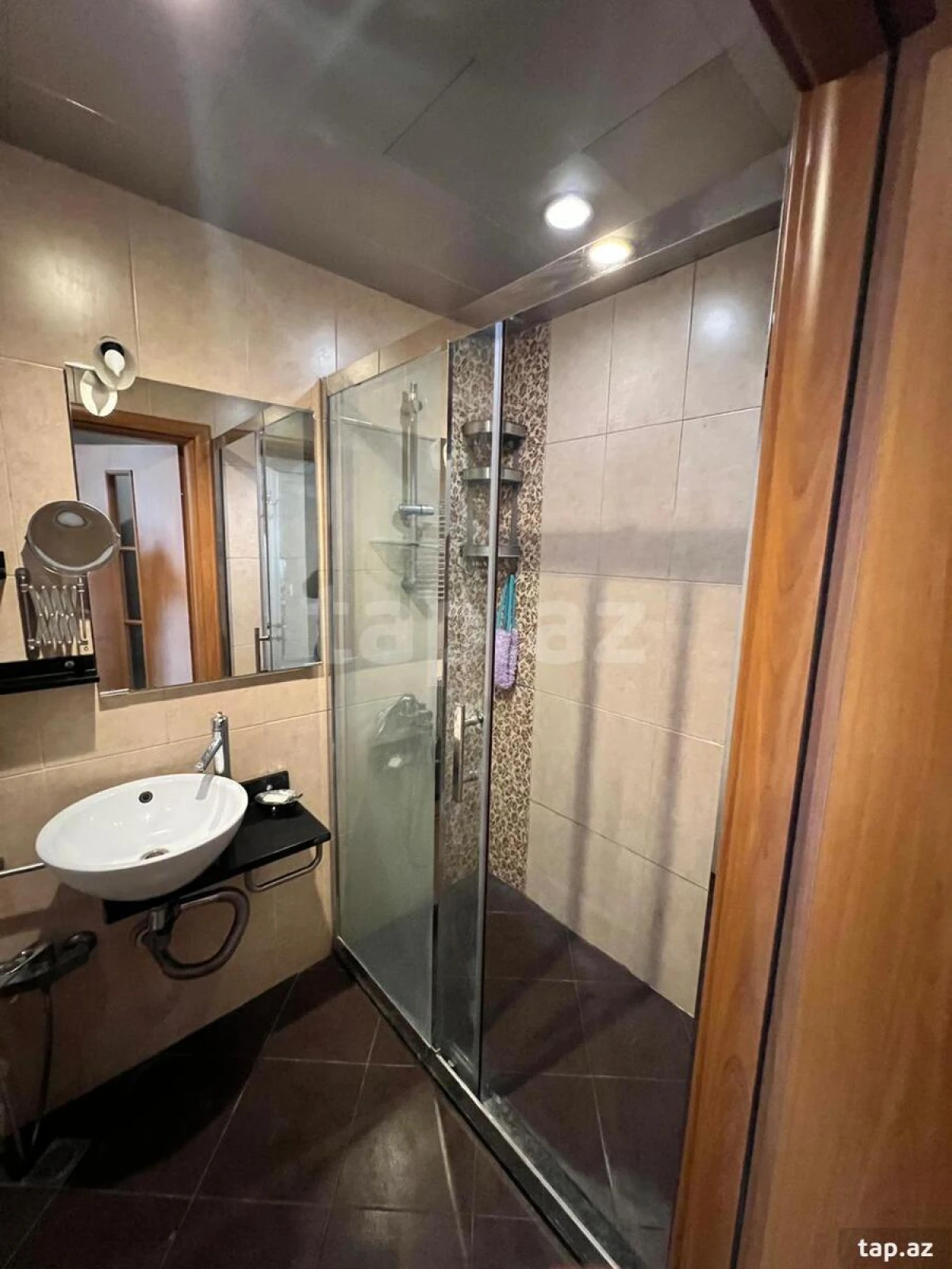 Kirayə verilir 2 otaqlı mənzil 65 m²