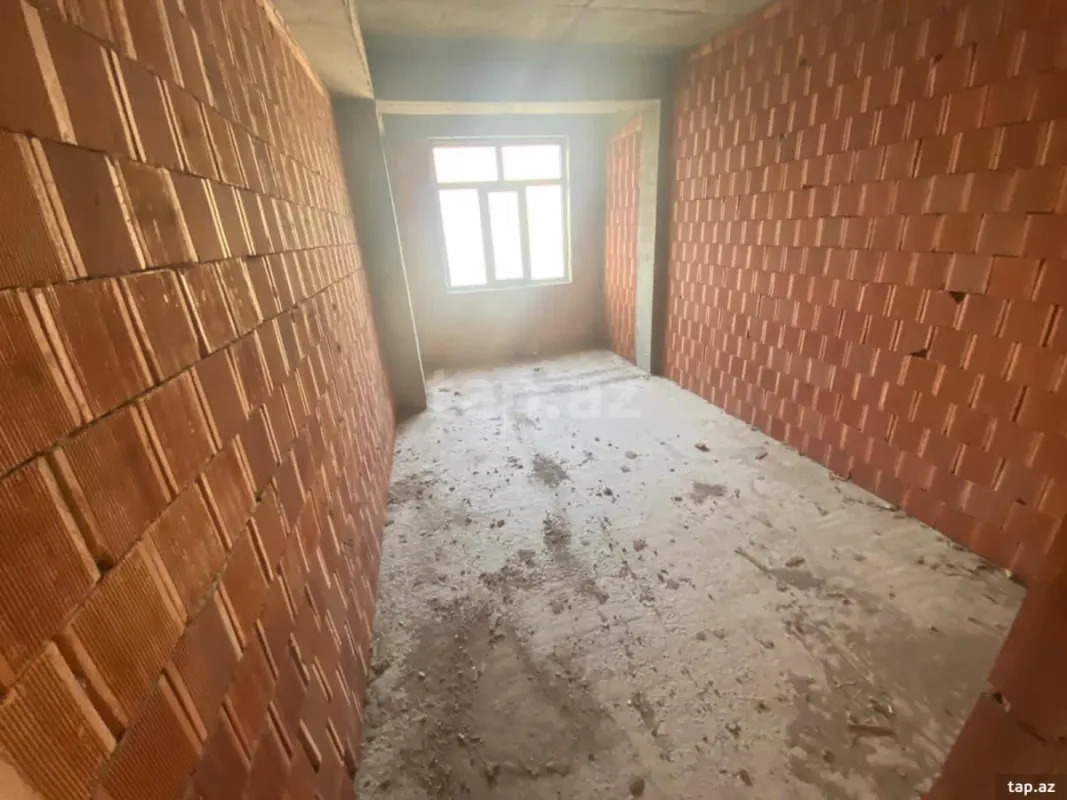 Satılır 3 otaqlı yeni tikili 100 m²