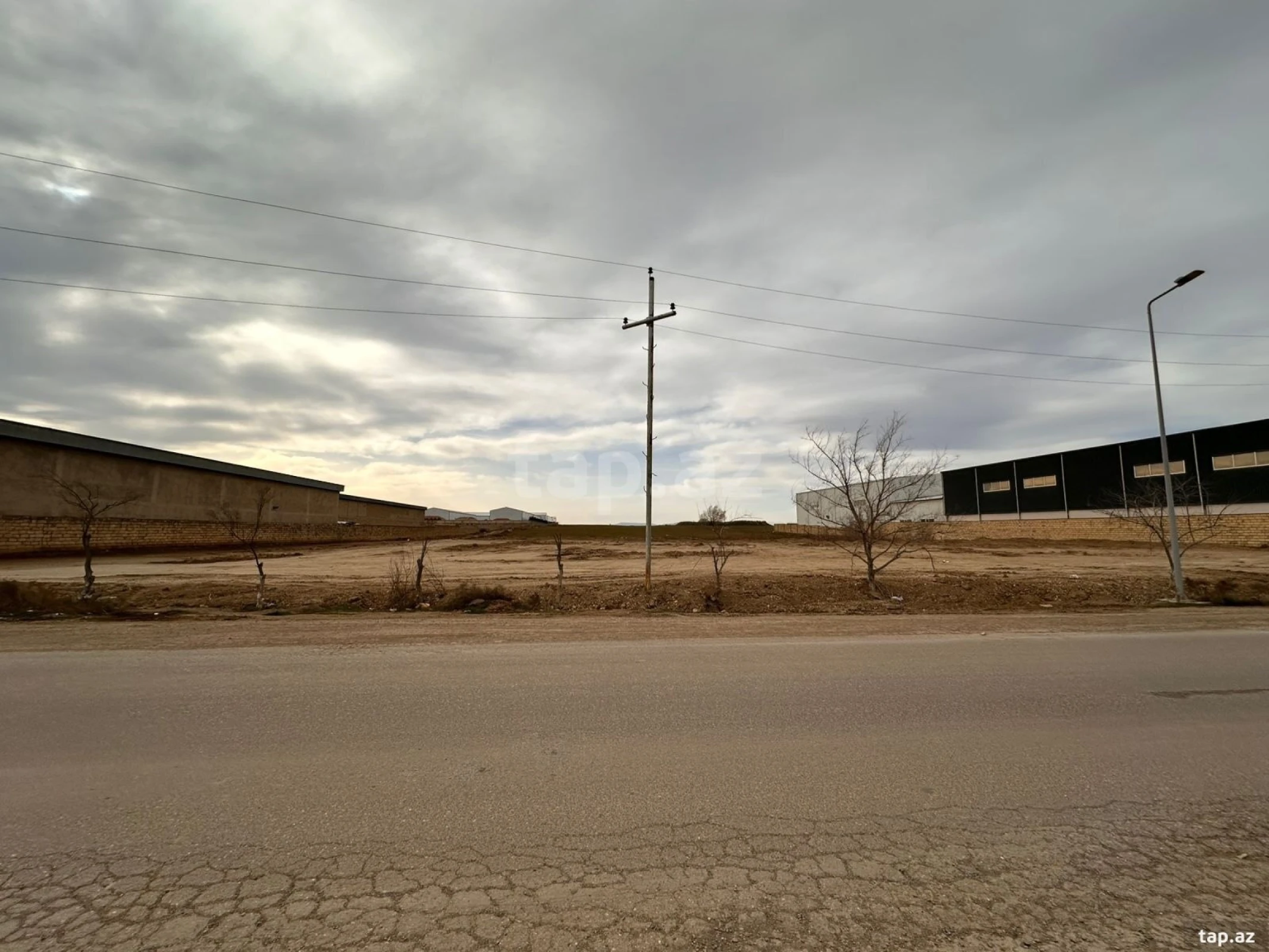 Satılır torpaq sahəsi