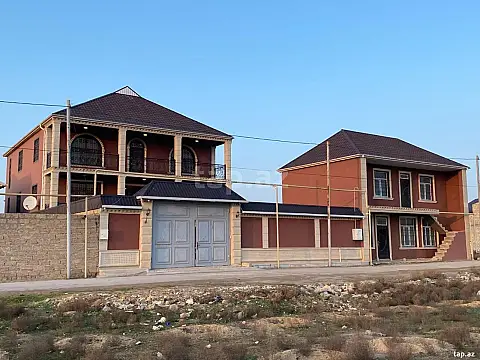 Satılır 9 otaqlı həyət evi — Bakı, Binə 9 otaq