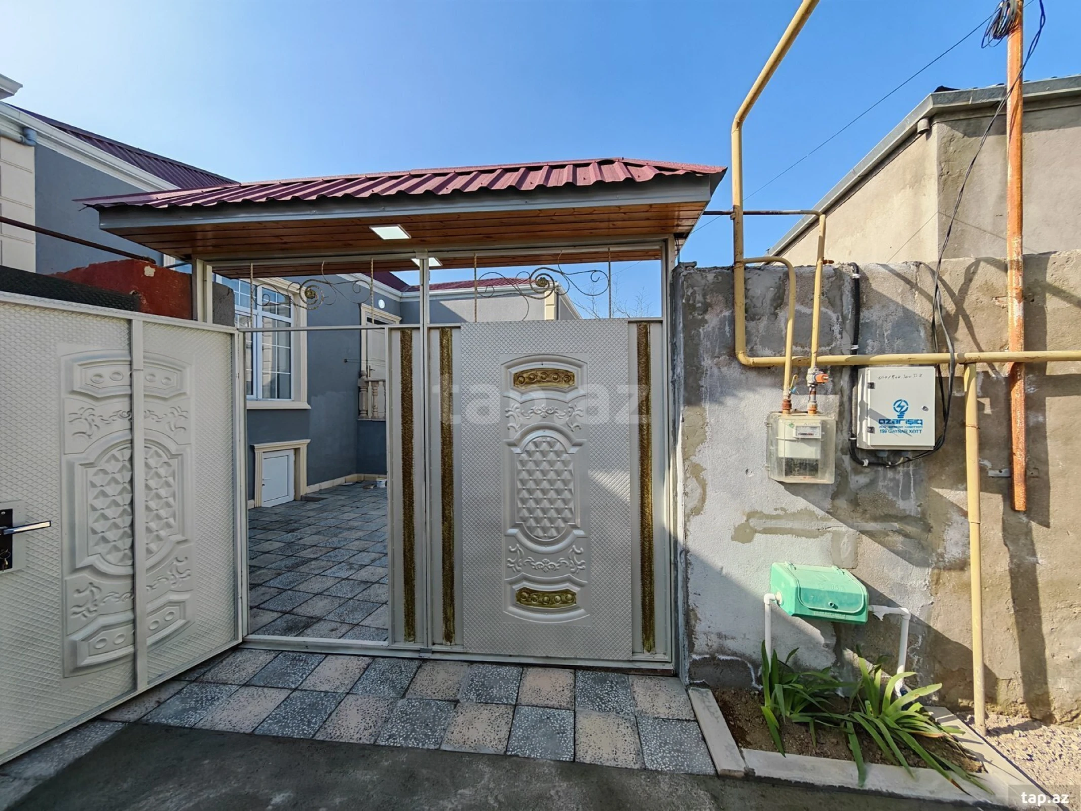 Satılır 3 otaqlı həyət evi