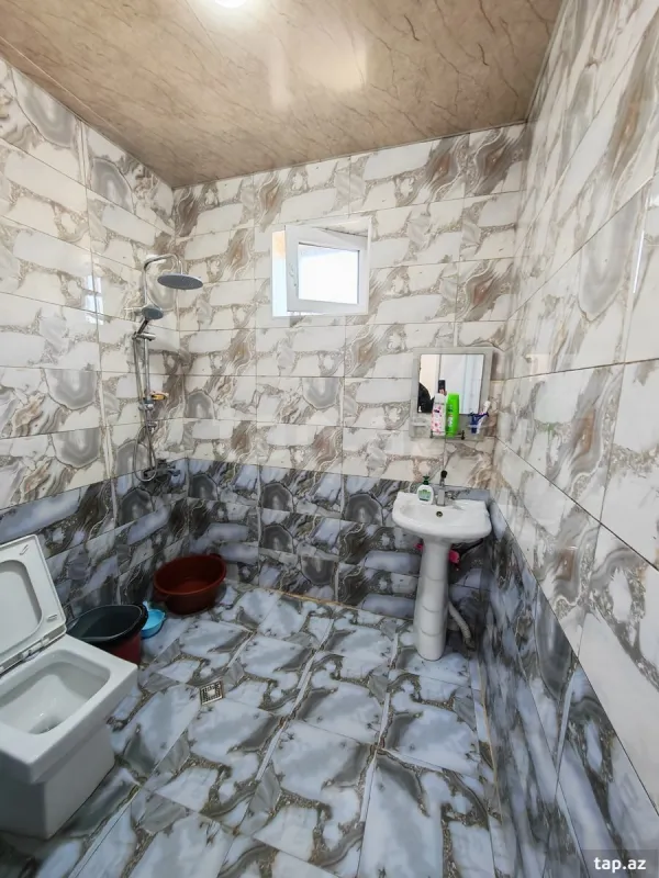 Satılır 3 otaqlı həyət evi