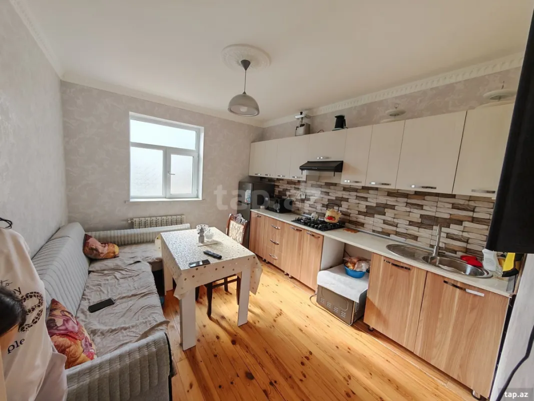 Satılır 3 otaqlı həyət evi