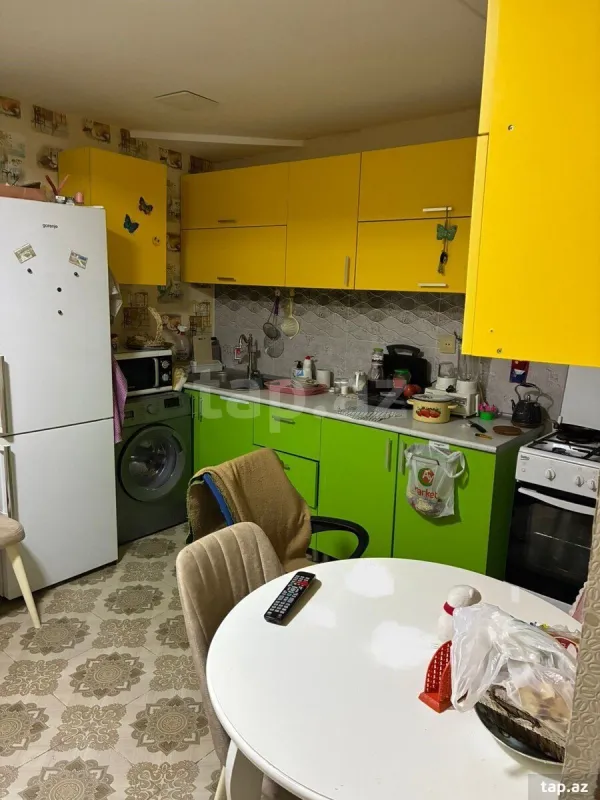 Satılır 5 otaqlı həyət evi