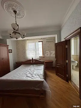 Satılır 3 otaqlı yeni tikili 160 m²