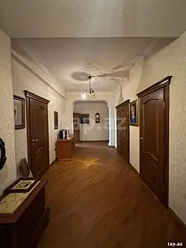 Satılır 3 otaqlı yeni tikili 160 m²