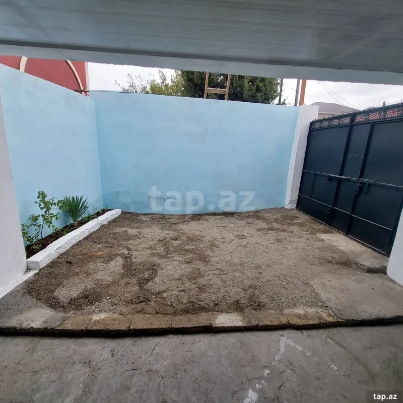 Satılır 5 otaqlı həyət evi