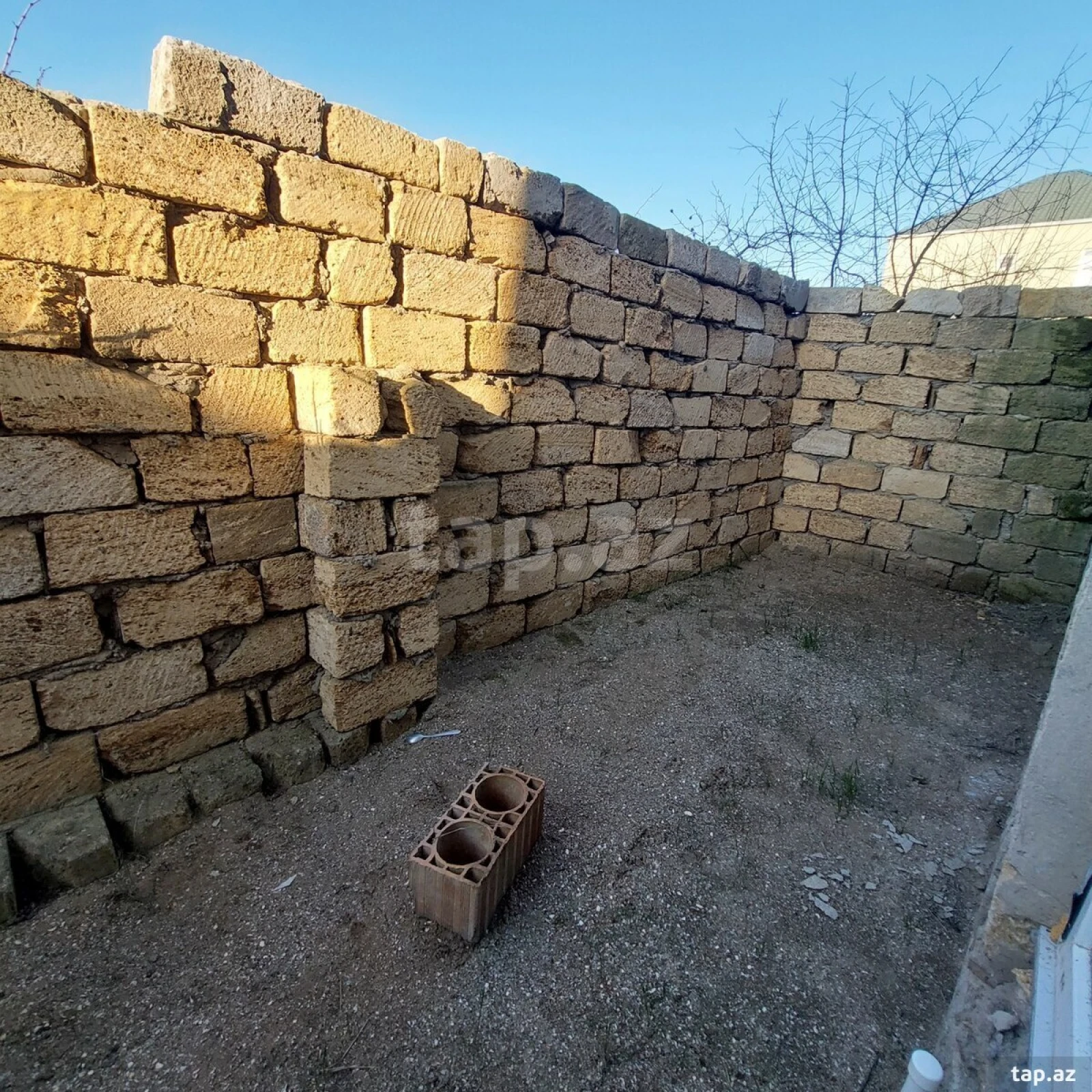 Satılır 5 otaqlı həyət evi