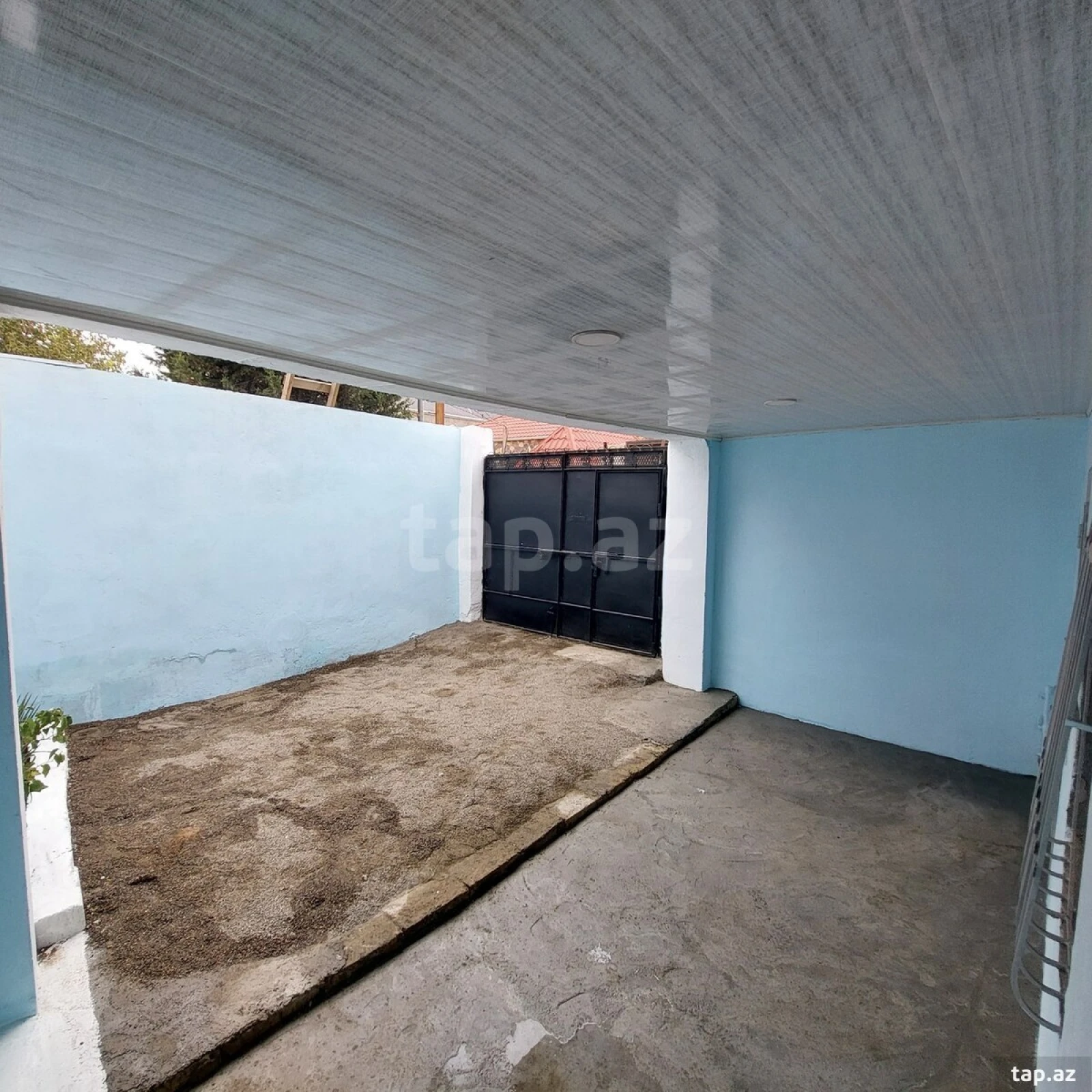 Satılır 5 otaqlı həyət evi