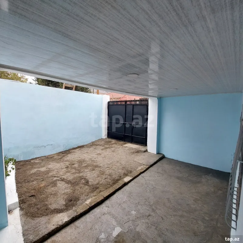 Satılır 5 otaqlı həyət evi