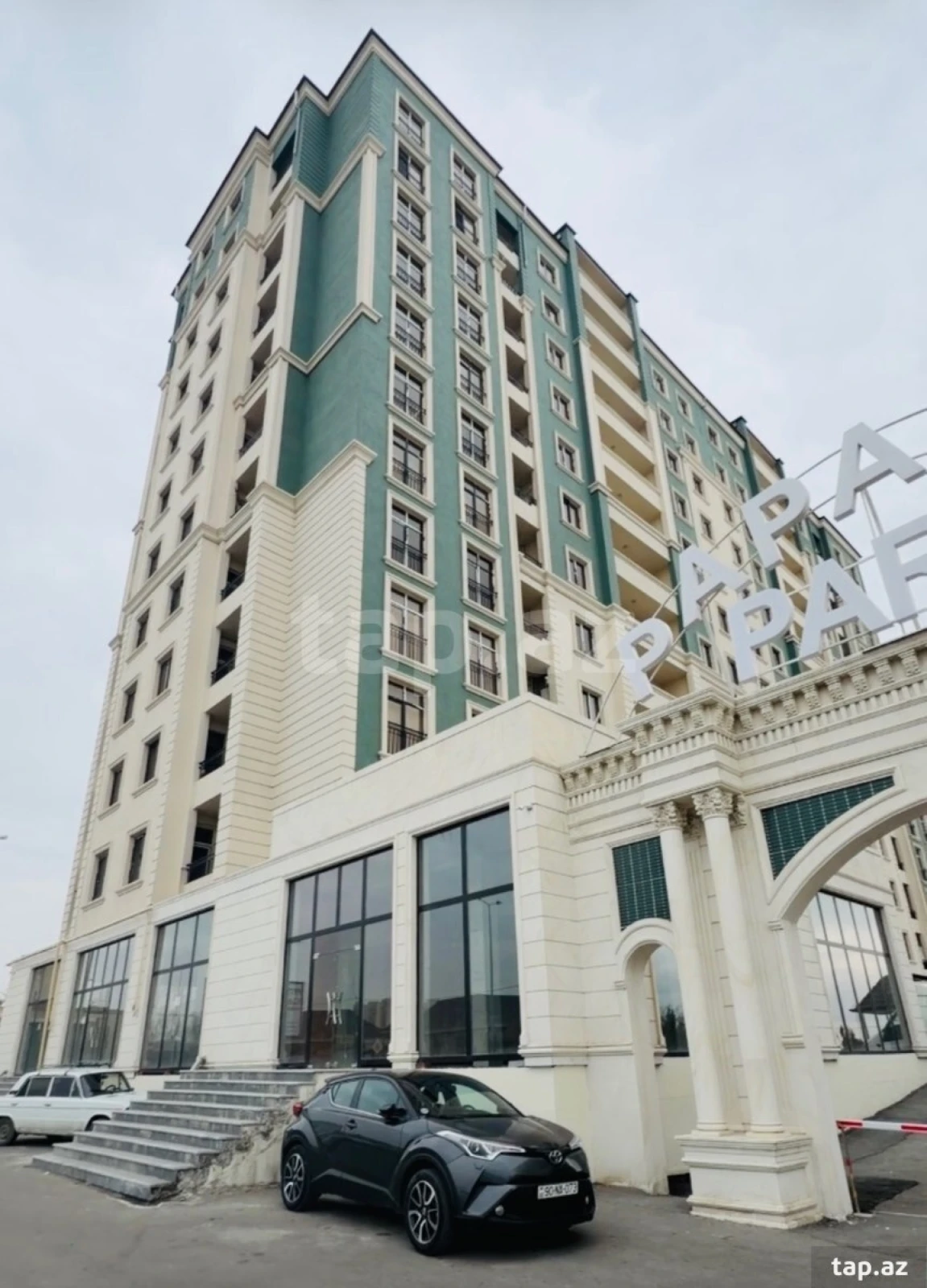 Satılır 3 otaqlı yeni tikili 110 m²