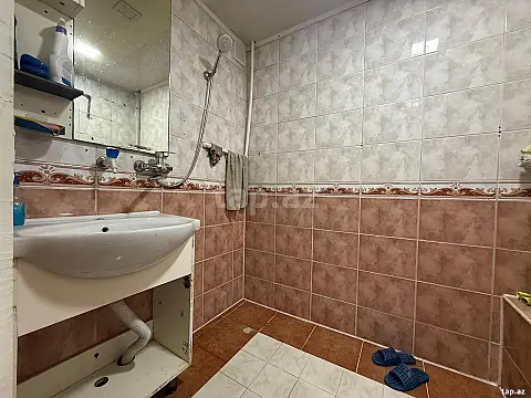 Kirayə verilir 4 otaqlı mənzil 100 m²