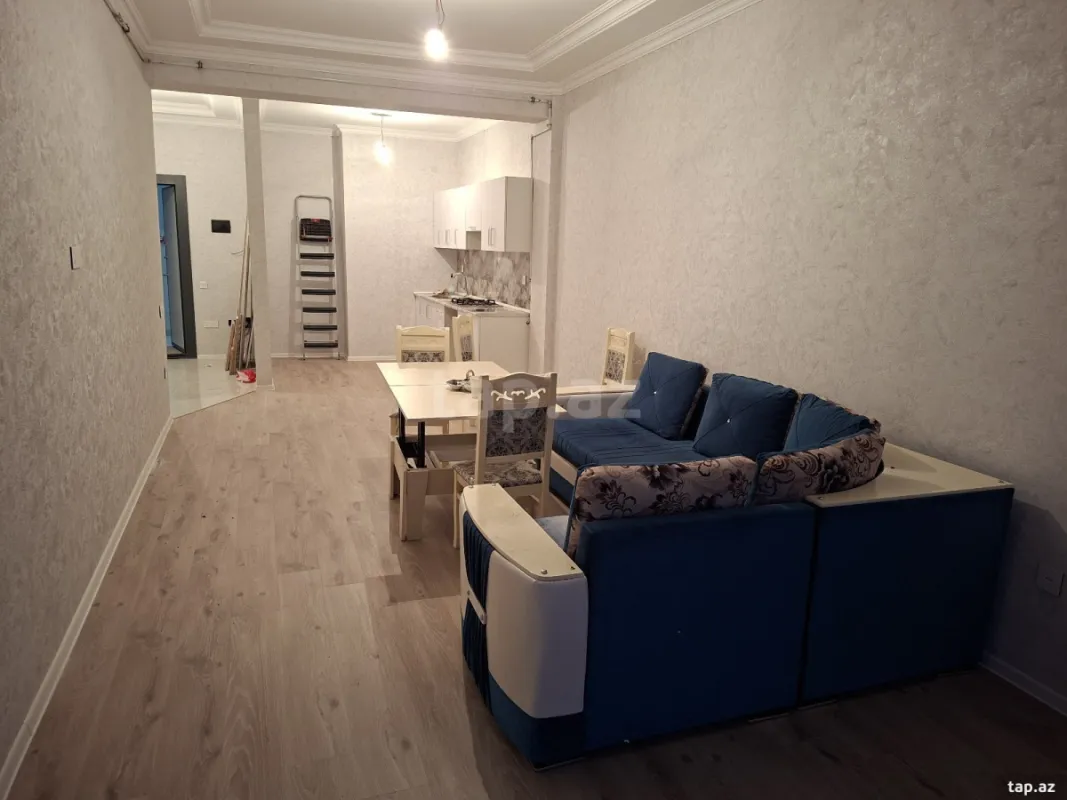 Kirayə verilir 2 otaqlı yeni tikili 77 m²