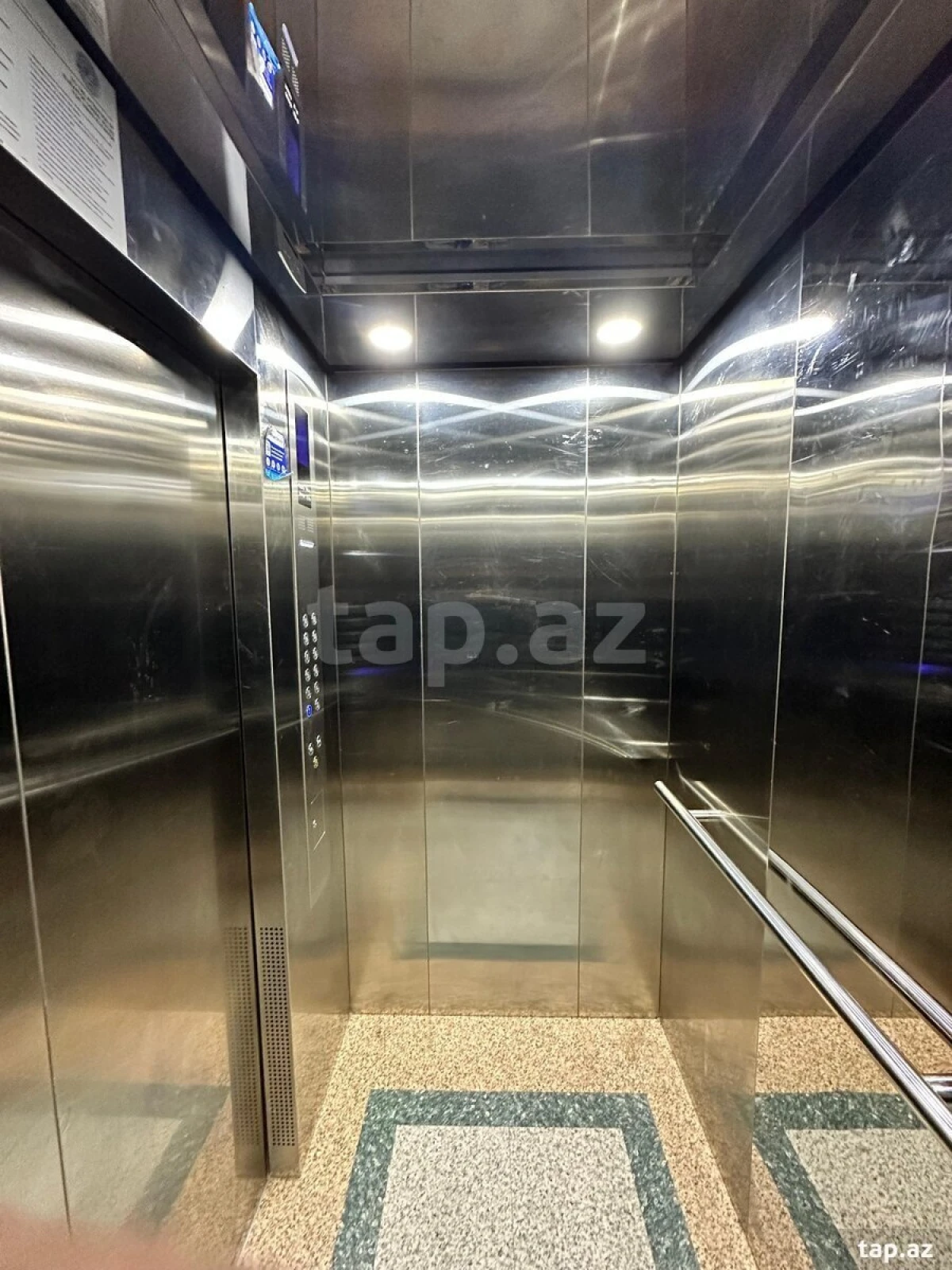 Satılır 3 otaqlı yeni tikili 77 m²