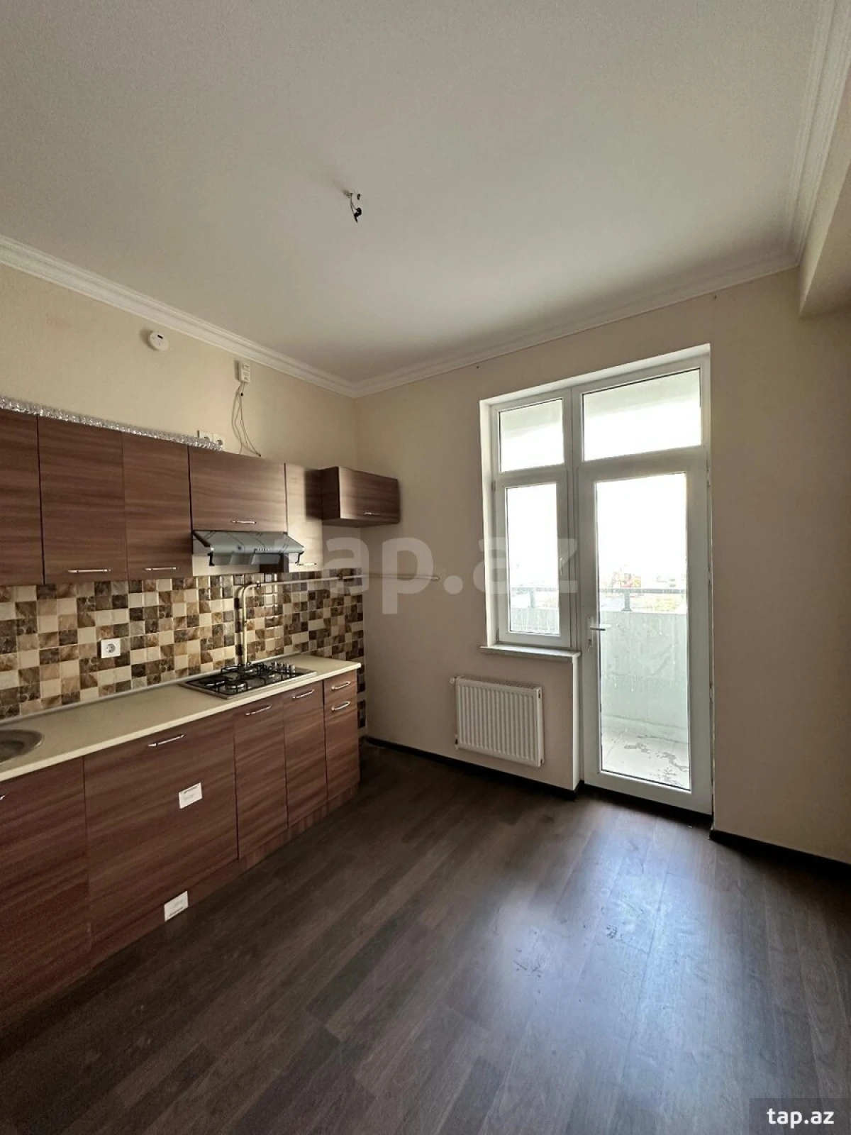 Satılır 3 otaqlı yeni tikili 77 m²