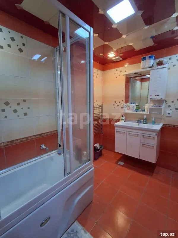 Satılır 2 otaqlı yeni tikili 86 m²